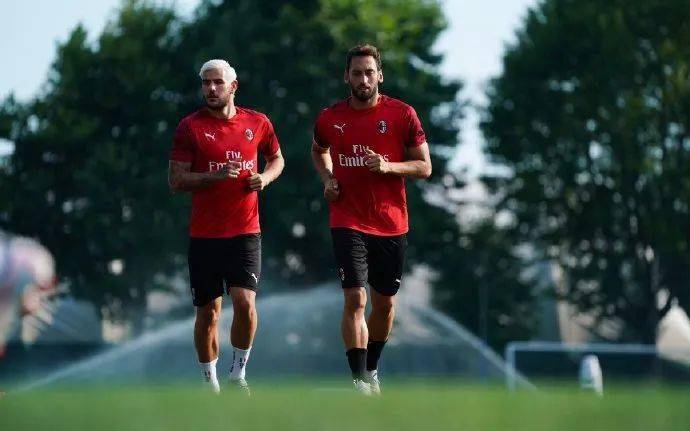 挥拍中国 挥拍中国