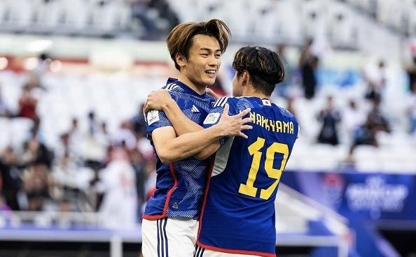 前场以内外 前场以内外