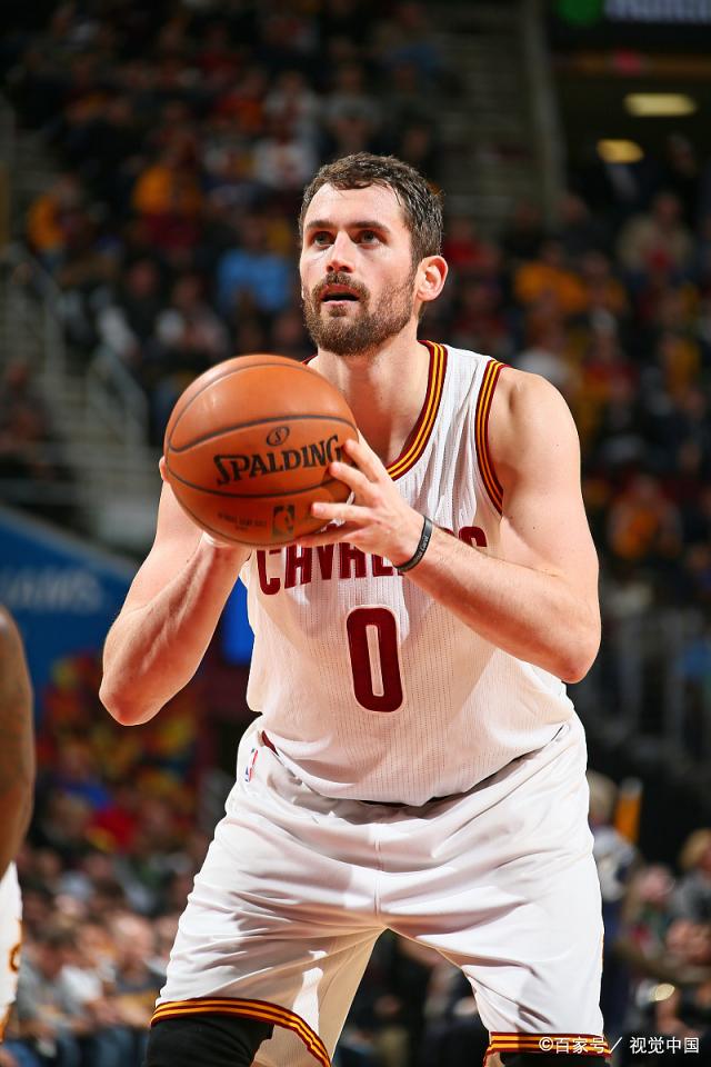 一座压力舱 一座压力舱